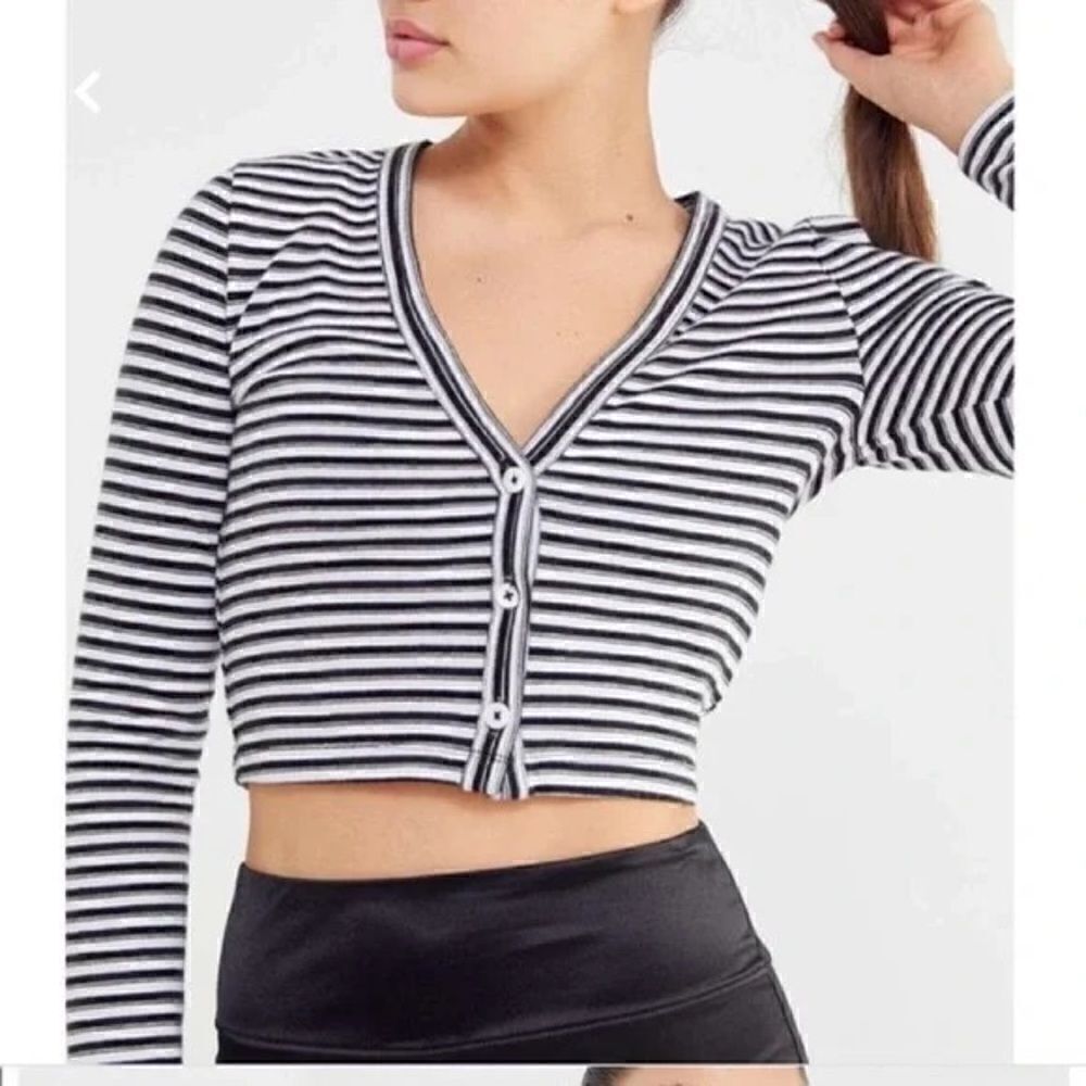 Urban Outfitters | UO Black White Stripe 3 Button Cropped V Neck Cardigan | M